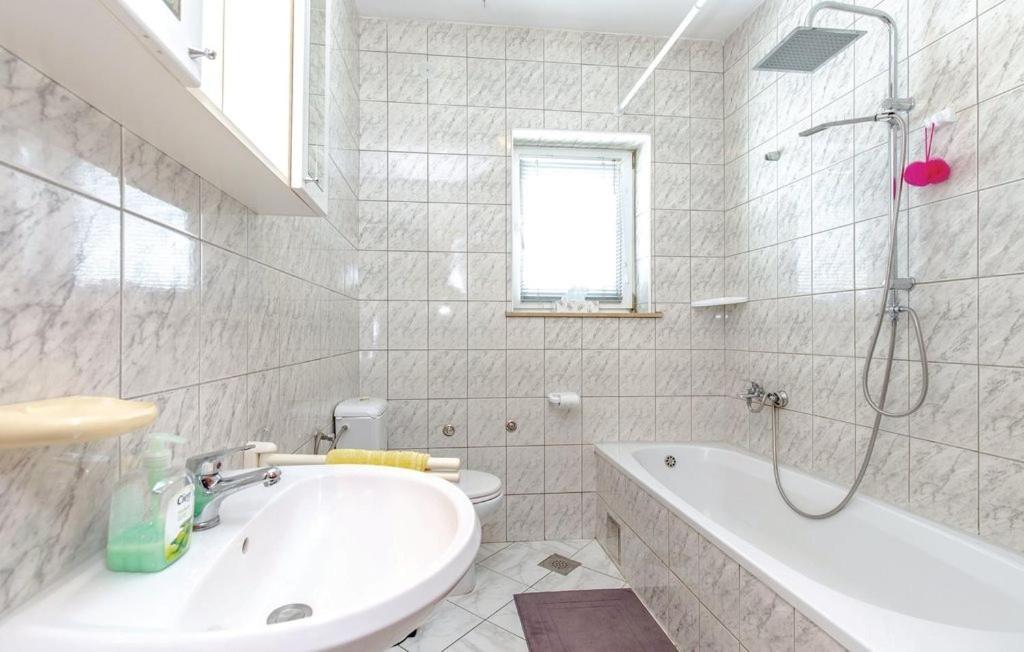 Apartman Mila Novi Vinodolski Esterno foto