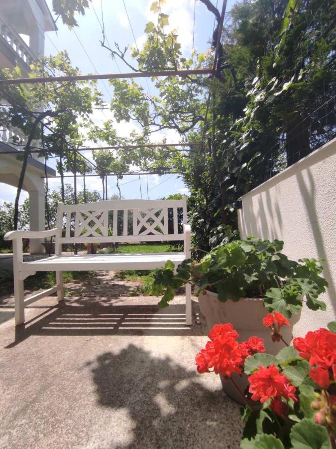 Apartman Mila Novi Vinodolski Esterno foto