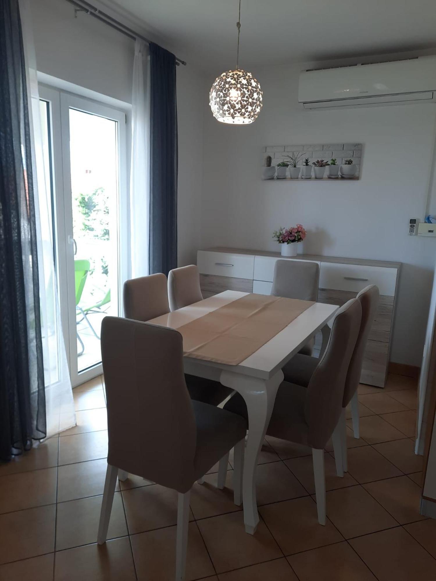 Apartman Mila Novi Vinodolski Esterno foto
